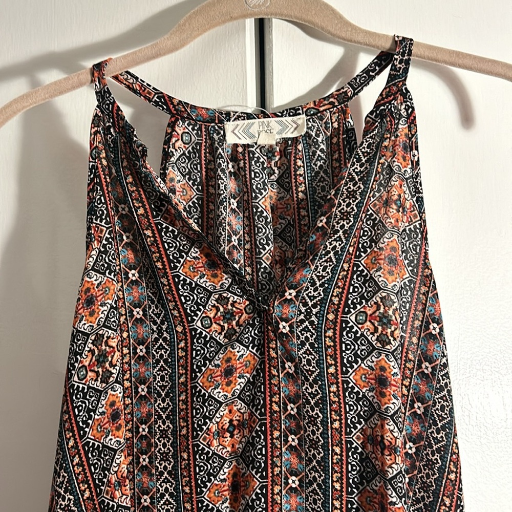 Pink Rose flowy top - Picture 2 of 5